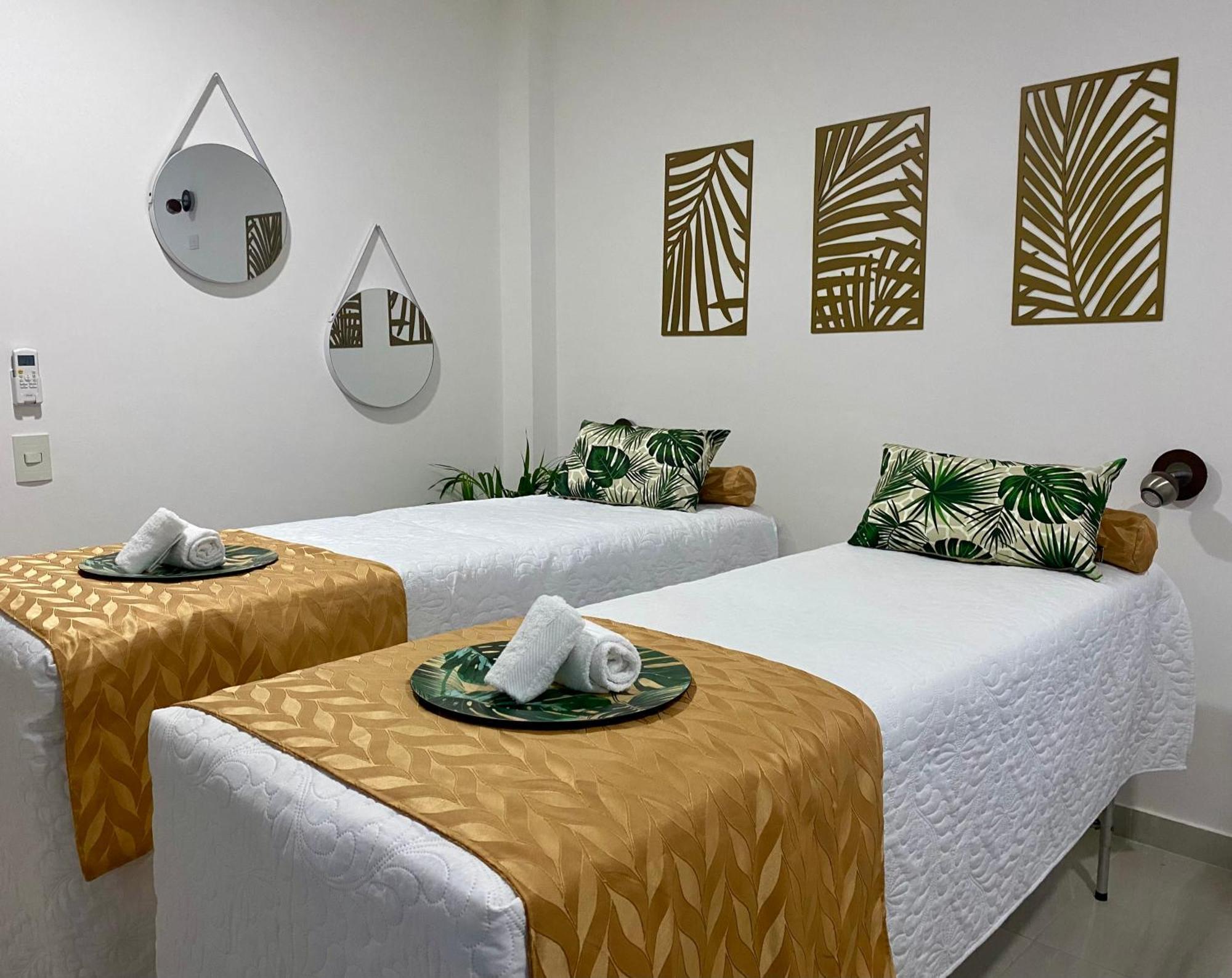 Makena La Boquilla Beach Hostel Cartagena Buitenkant foto