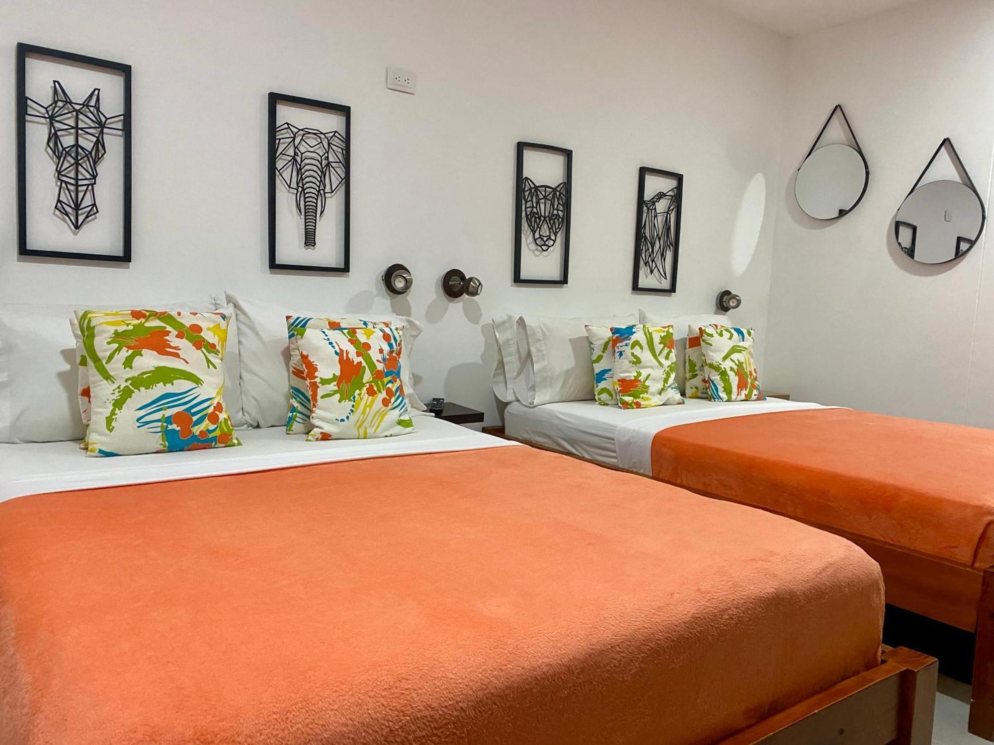 Makena La Boquilla Beach Hostel Cartagena Buitenkant foto